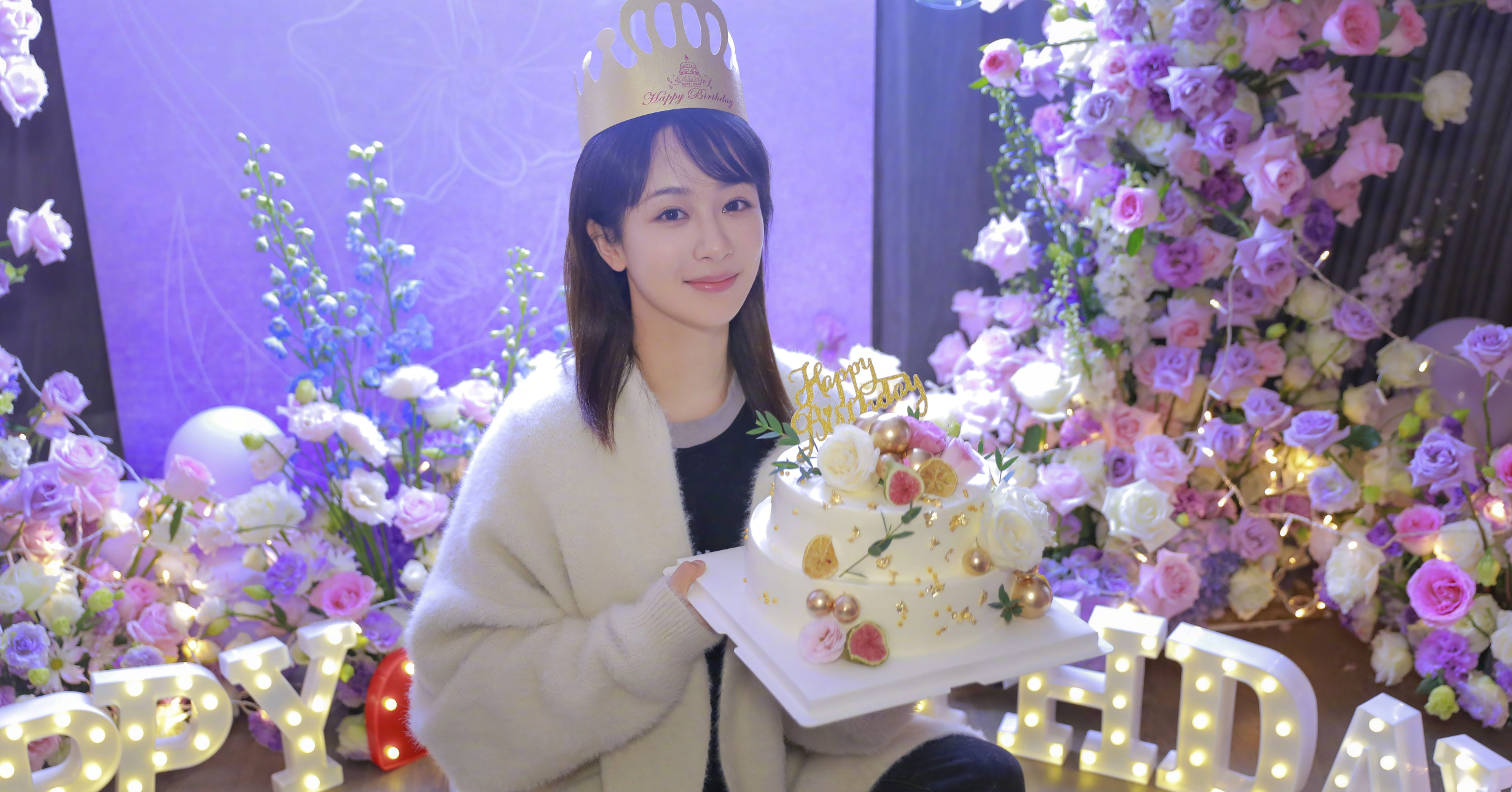 张一山踩点为杨紫庆生晒另类合照超感人暧昧表白爱你如初雪