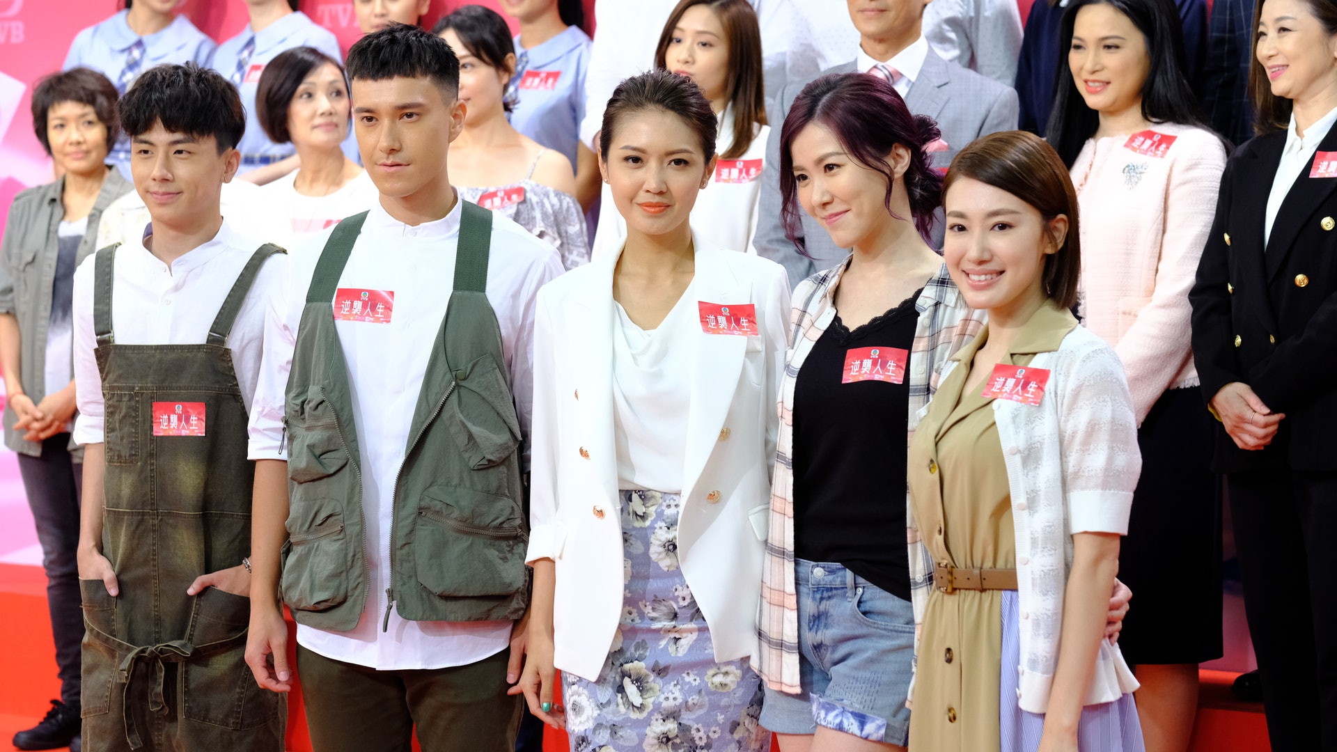 tvb小花蒋家旻与前男友演情侣不尴尬两人同获公司力捧