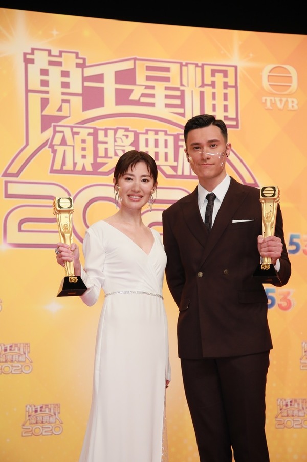 tvb小花蒋家旻与前男友演情侣不尴尬两人同获公司力捧