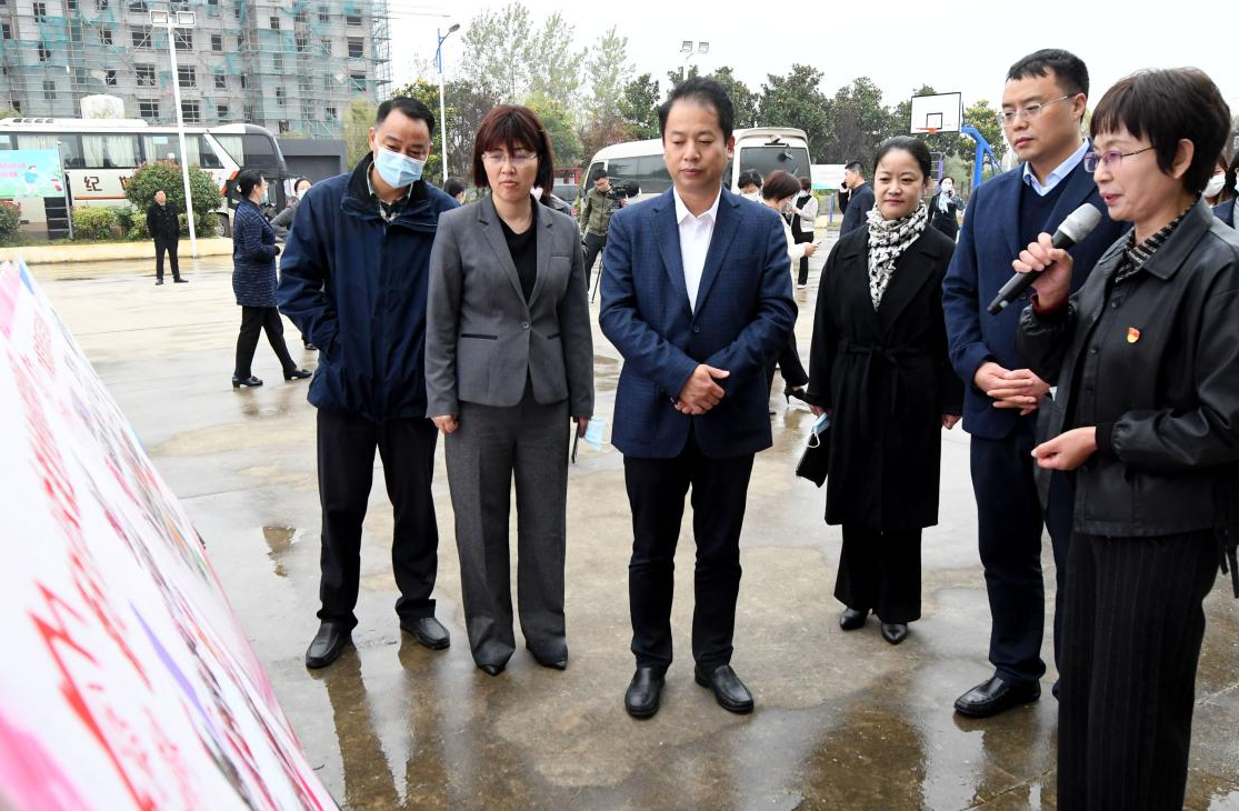 淮安市召开"建设45个家庭教育指导服务示范社区"工作观摩推进会|淮安