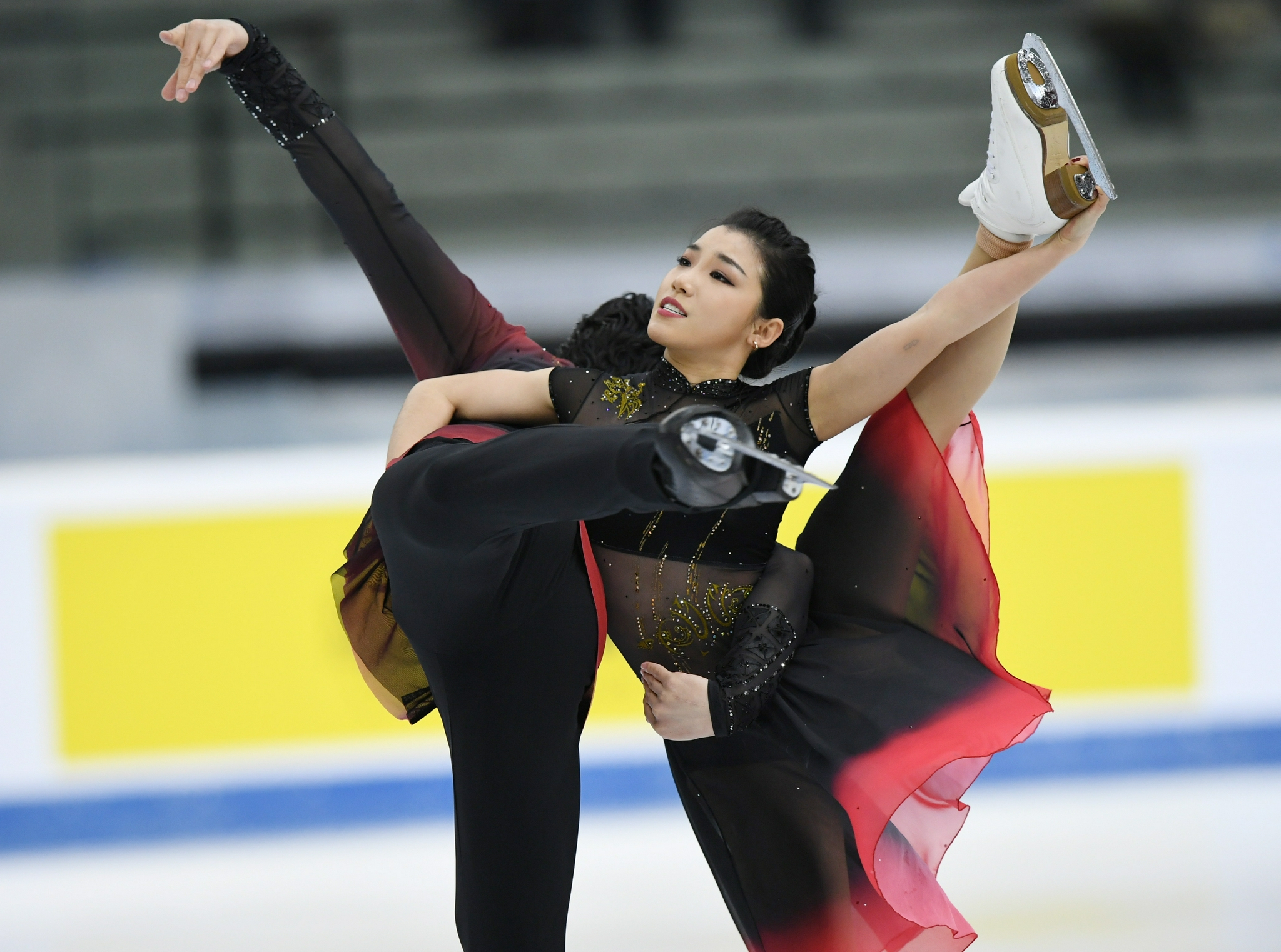 花样滑冰——大奖赛意大利站冰舞赛况|冰舞|梦妮|金马_新浪新闻