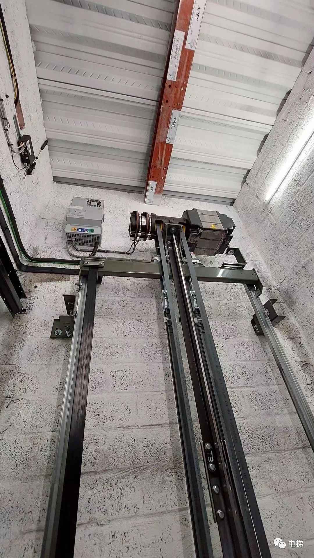 实拍迅达3100电梯