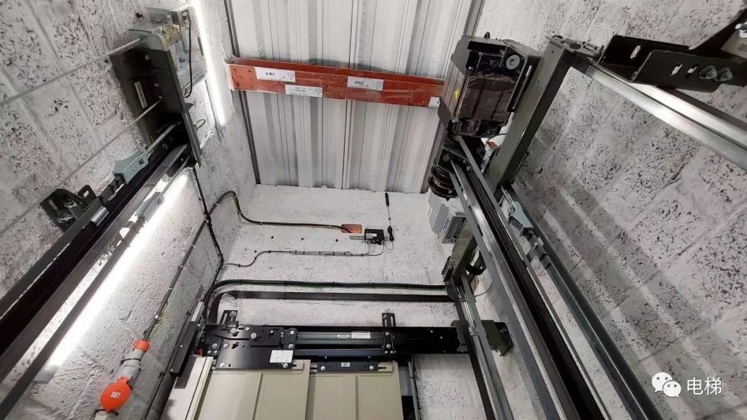实拍迅达3100电梯