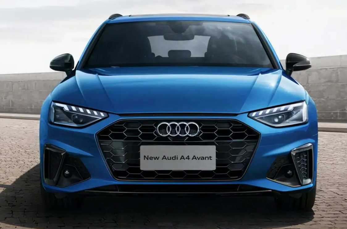 2022款进口奥迪a4家族已经正式上市,但可惜的是并非换代车型,依然是