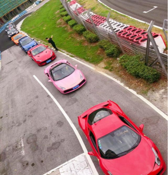 武汉hac豪车租赁举办赛道体验嘉年华