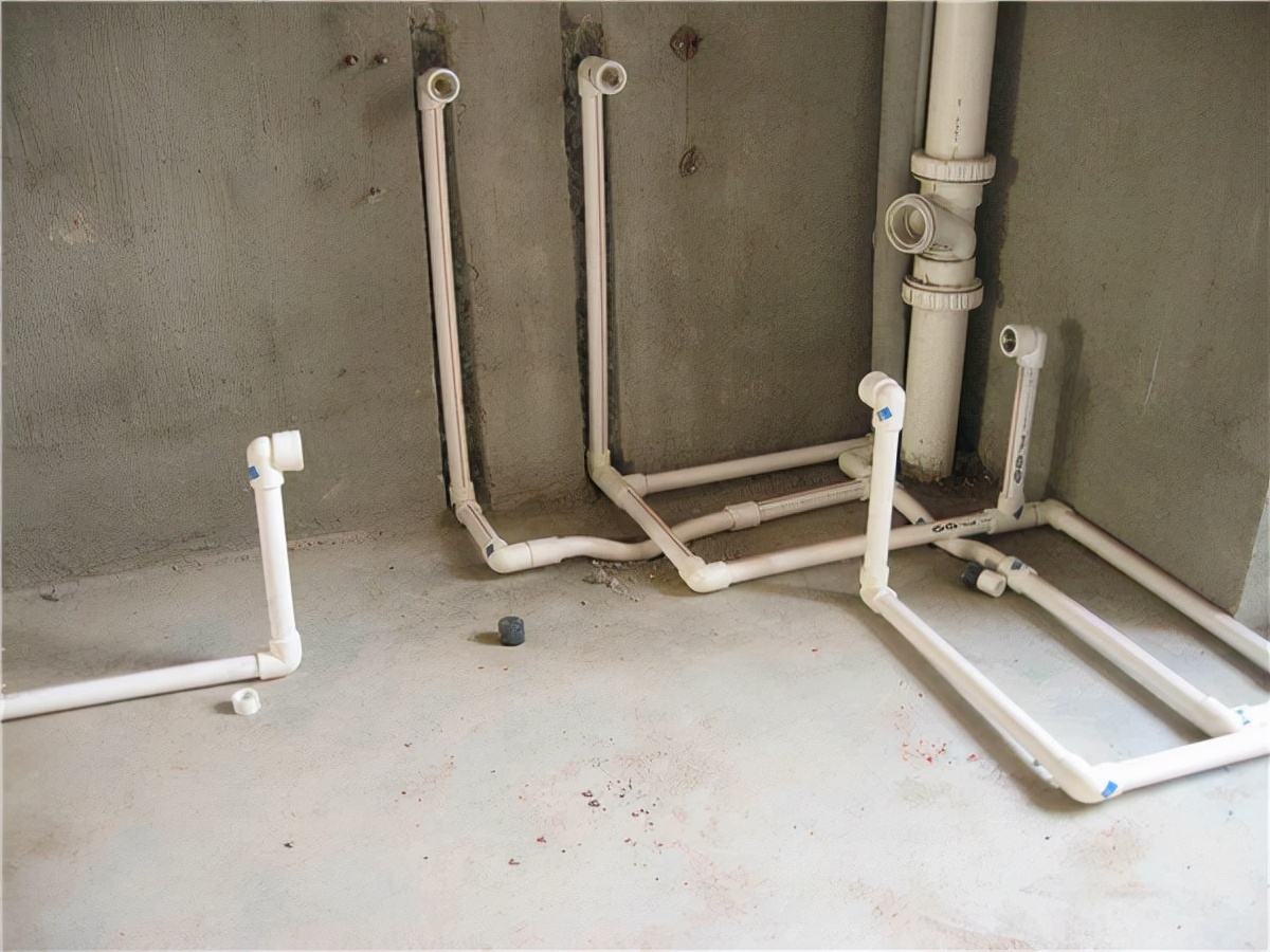 很多朋友在装修的时候都很容易忽视家里的下水管道,觉得只要选好排水