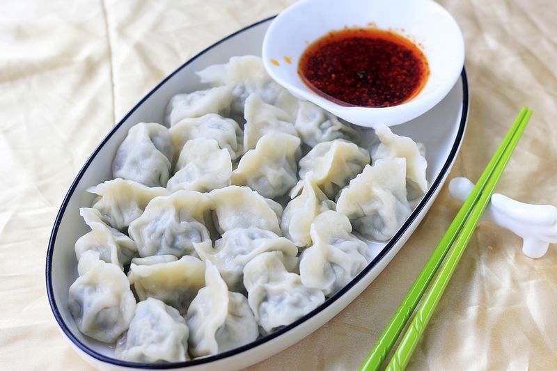 这菜别人用来调味,我却用它包饺子,吃一次就上瘾,真香__财经头条