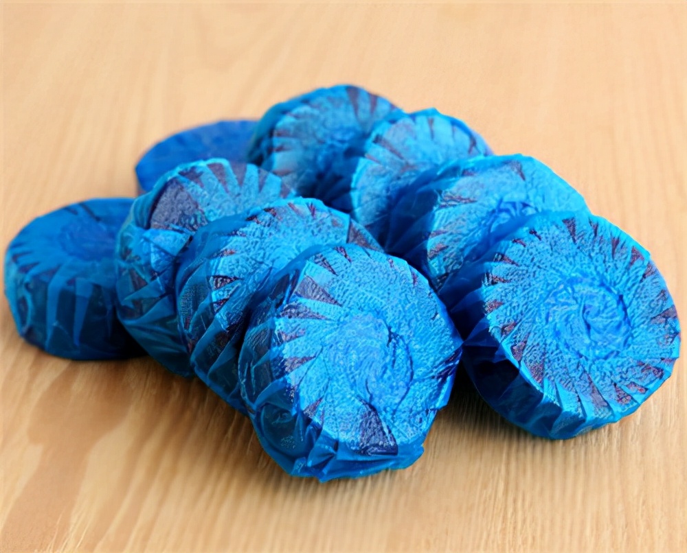 蓝色洁厕剂会导致“倒流”,还会危害健康?这些传言都是真的吗?休闲区蓝鸢梦想 - Www.slyday.coM 蓝色洁厕剂会导致“倒流”,还会危害健康?这些传言都是真的吗?休闲区蓝鸢梦想 - Www.slyday.coM