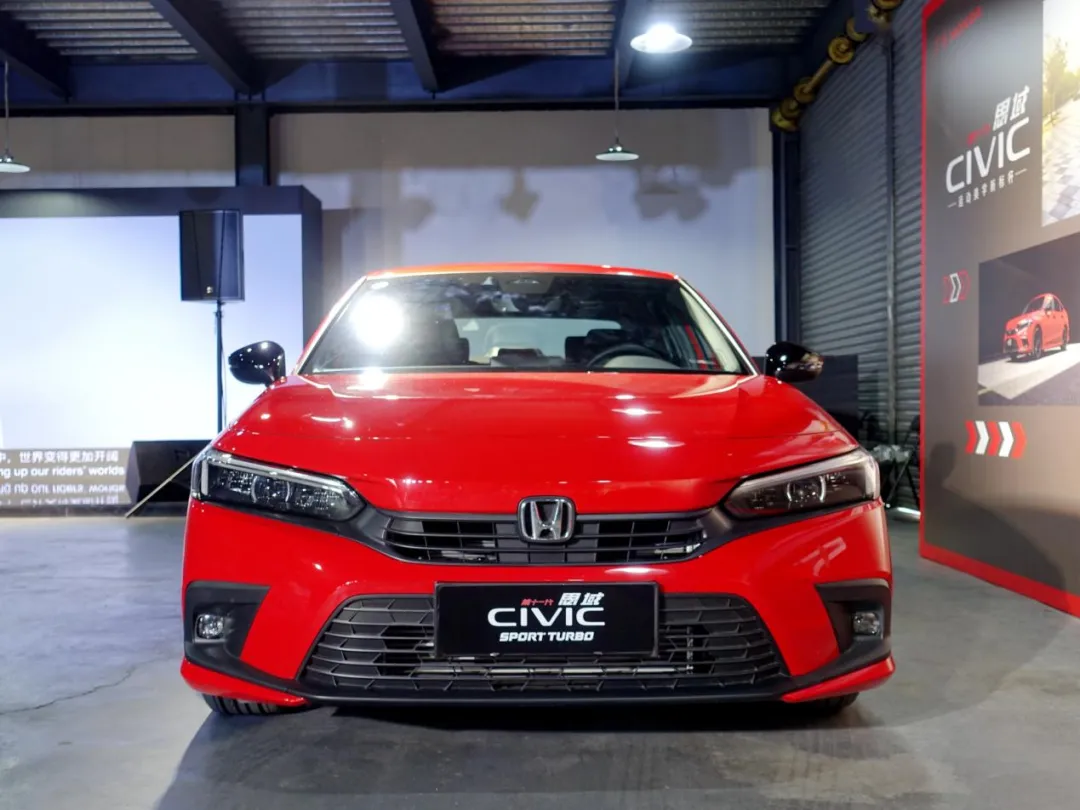 试驾第十一代思域肇庆赛道乐趣十足