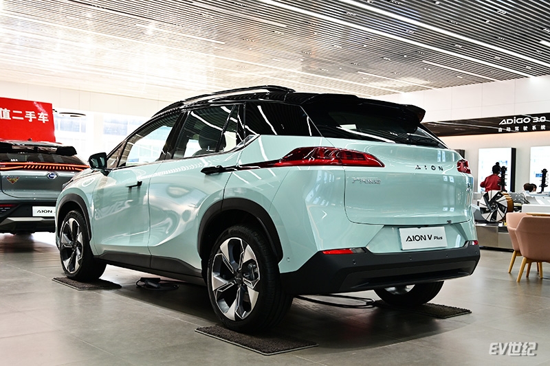 广汽埃安aionvplus全面到店依然是20万级最香纯电suv