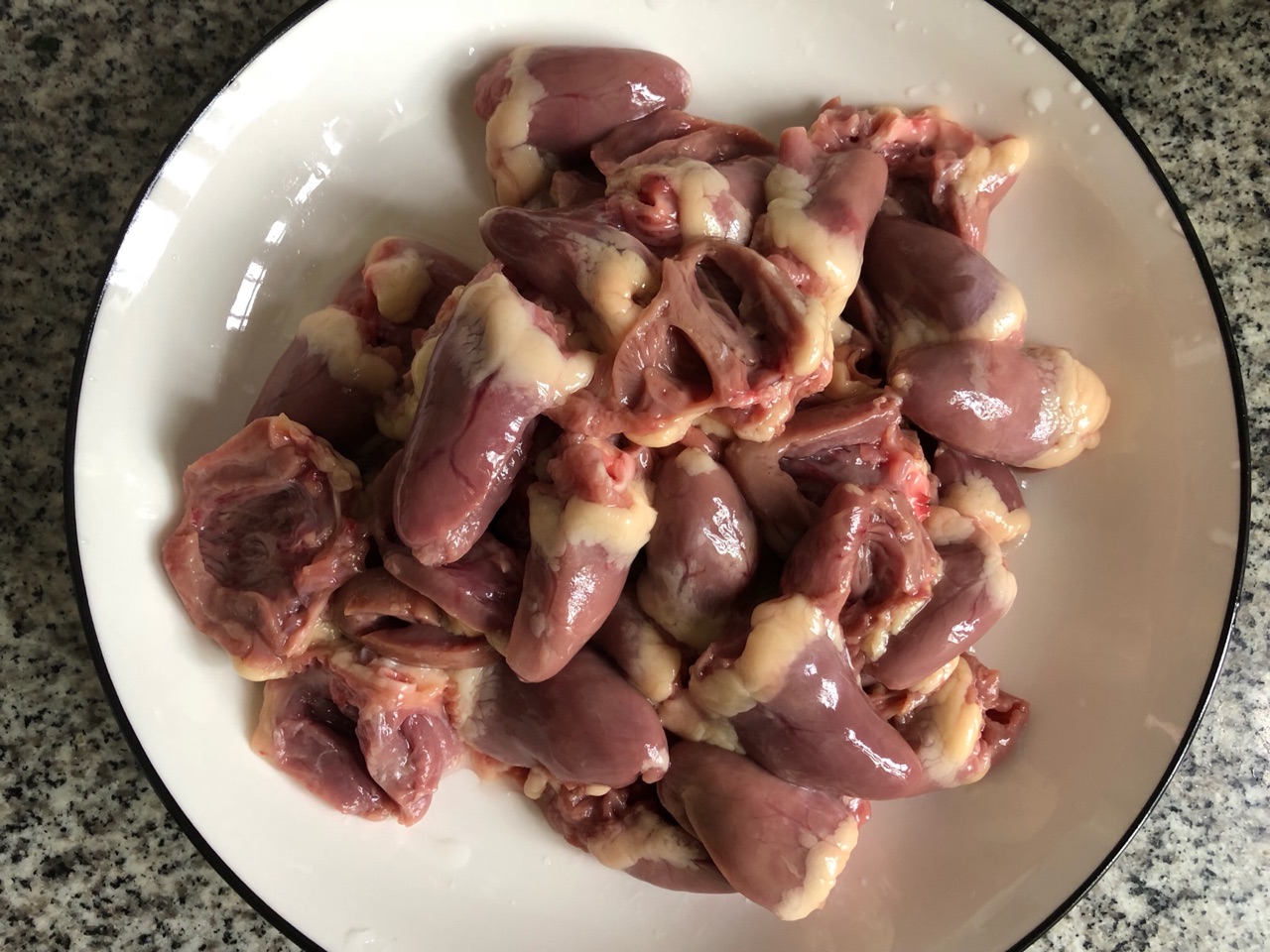 鸡心这样做,比外面的烧烤还好吃,香味四溢,太解馋了