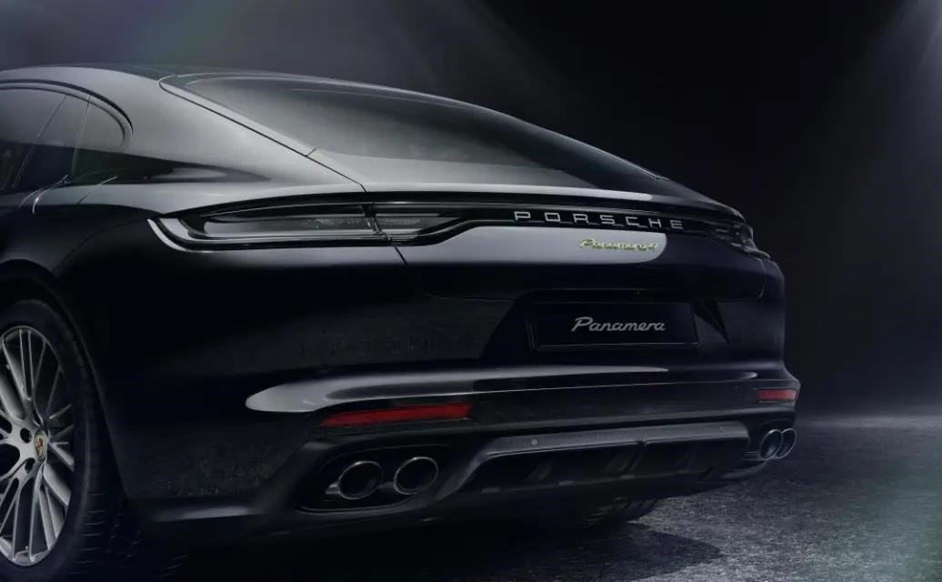 售价为111.8万元起,保时捷 Panamera 铂金版在中国启动预售 售价为111.8万元起,保时捷 Panamera 铂金版在中国启动预售