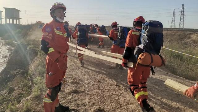 119消防日丨快来围观！济宁首届“最美消防员”，是他们休闲区蓝鸢梦想 - Www.slyday.coM