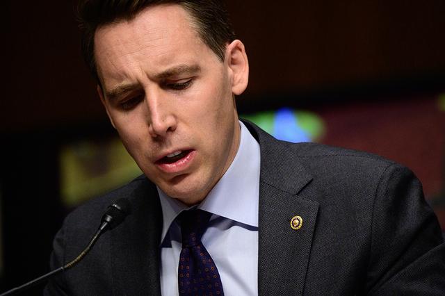 美国密苏里州共和党参议员乔西·霍利(josh hawley),图自澎湃影像