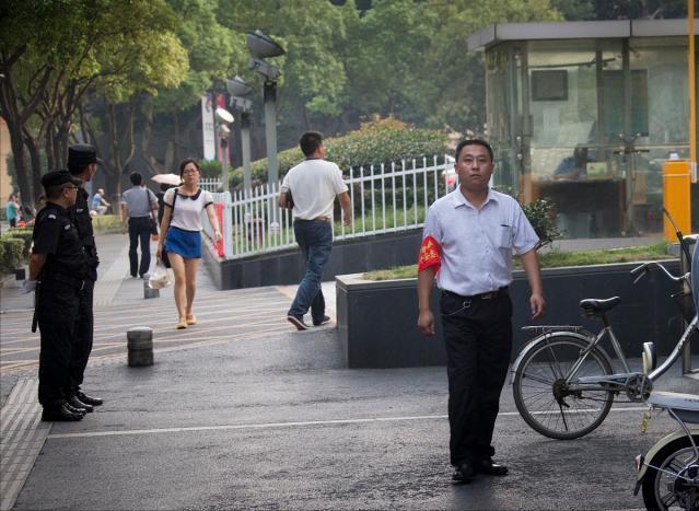 物业该全面取消？官方正式回应，新规下，业主获得一笔长期收入休闲区蓝鸢梦想 - Www.slyday.coM