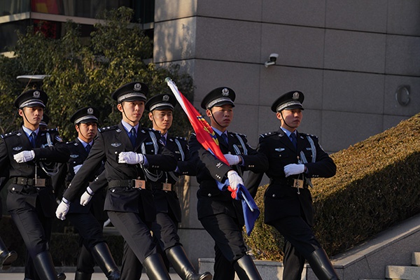 第一次过上自己的节日,听听仍在岗位上坚守的上海民警怎么说