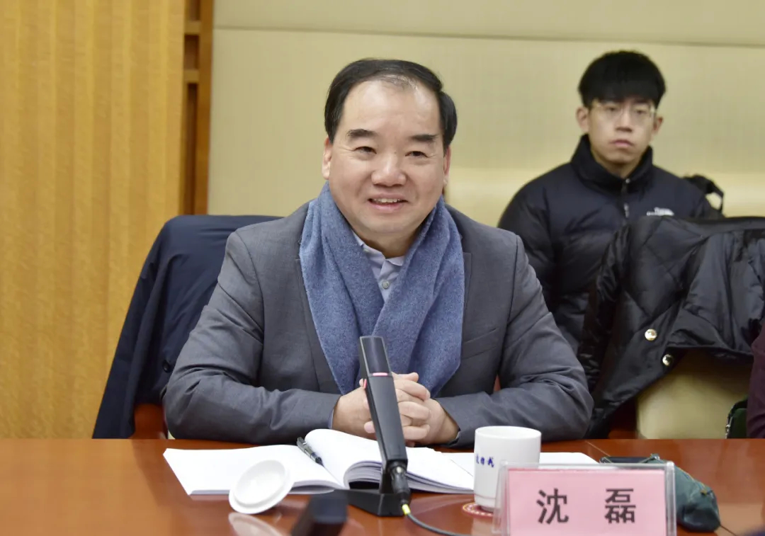 于会游表示,非常感谢中国生态城市研究院,沈磊教授及其团队来到桐乡