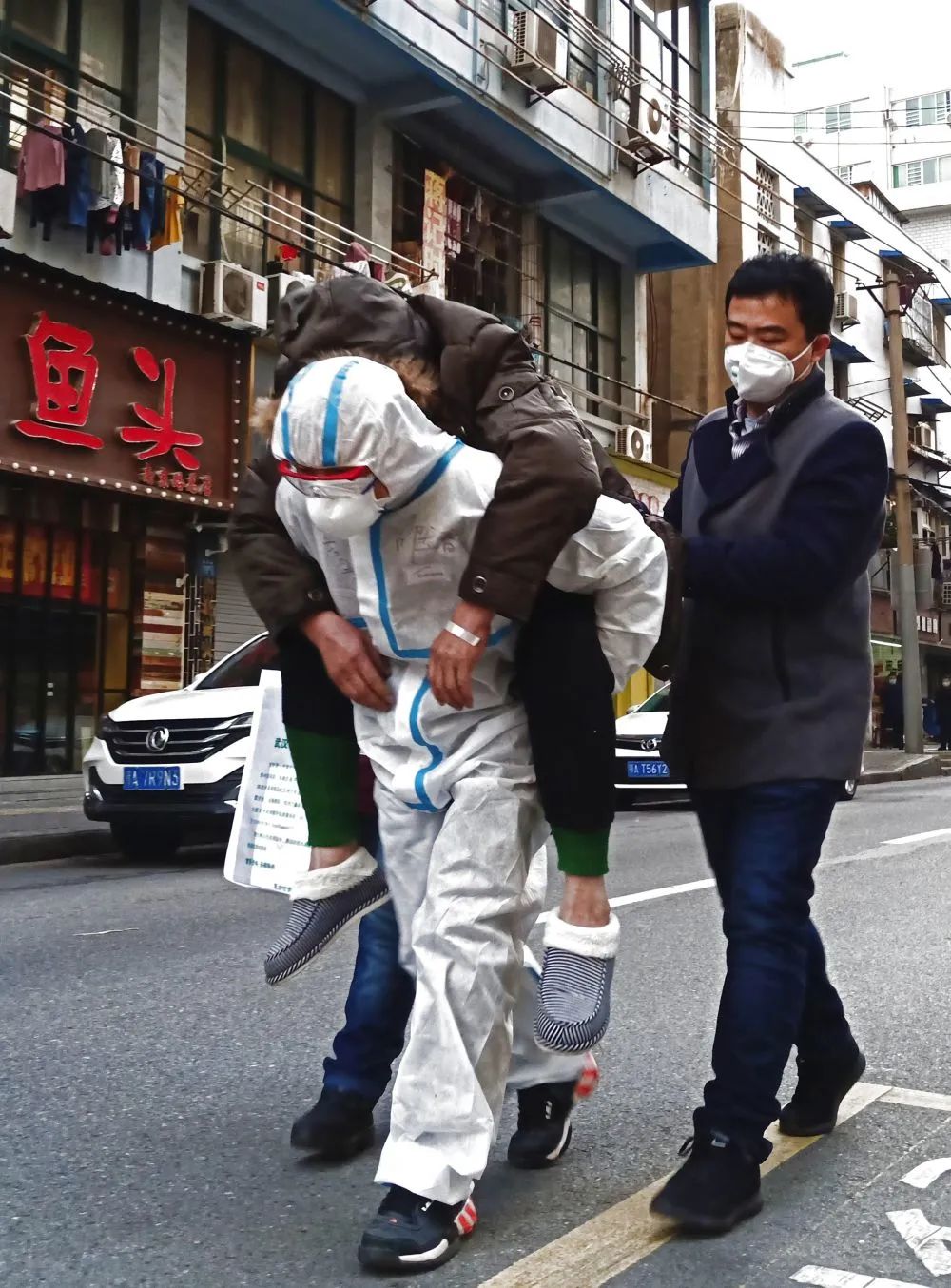 人民警察,感动你的n个瞬间