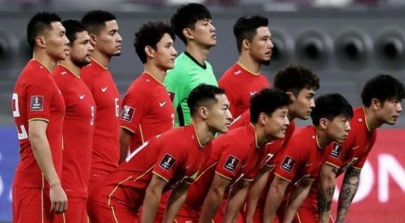 国足23点决战阿曼,亚足联给李铁送惊喜,阿兰洛国富有变休闲区蓝鸢梦想 - Www.slyday.coM