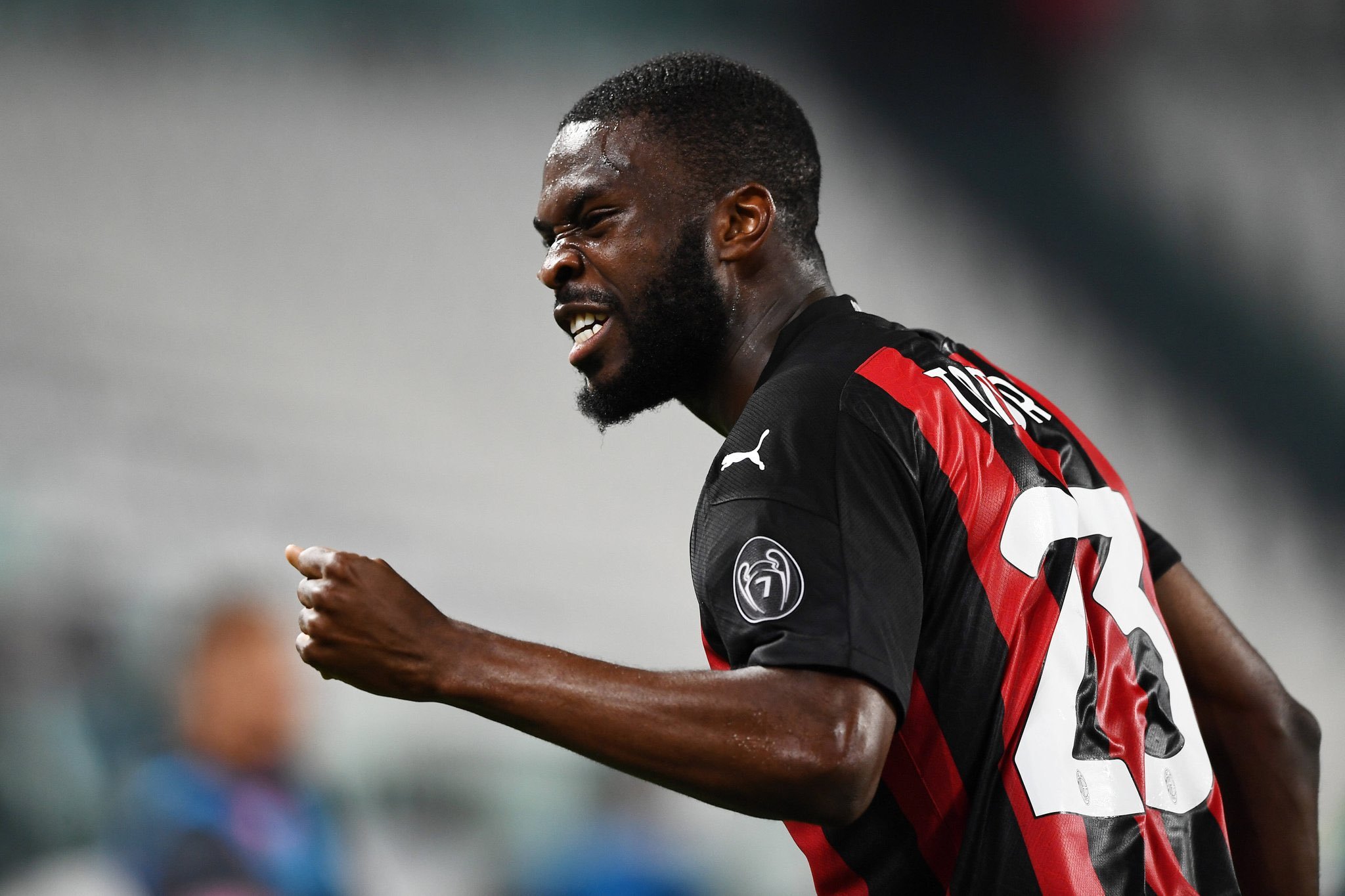 自18/19赛季以来,米兰队长的出场时间呈逐年递减趋势,而随着托莫里和