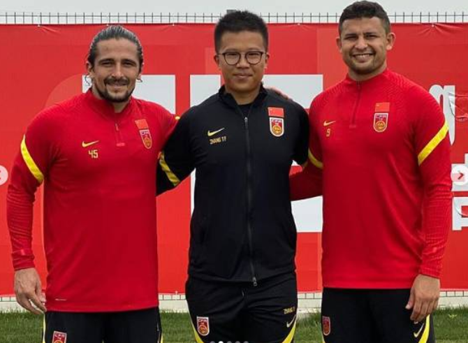 再见!曝最强归化球员高拉特将离开中国,国足崛起梦彻底破灭休闲区蓝鸢梦想 - Www.slyday.coM 再见!曝最强归化球员高拉特将离开中国,国足崛起梦彻底破灭休闲区蓝鸢梦想 - Www.slyday.coM