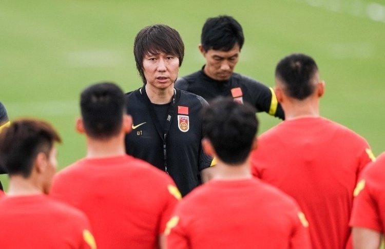 全力进攻!曝李铁欲调整国足锋线:武磊替补,阿兰洛国富首发休闲区蓝鸢梦想 - Www.slyday.coM 全力进攻!曝李铁欲调整国足锋线:武磊替补,阿兰洛国富首发休闲区蓝鸢梦想 - Www.slyday.coM