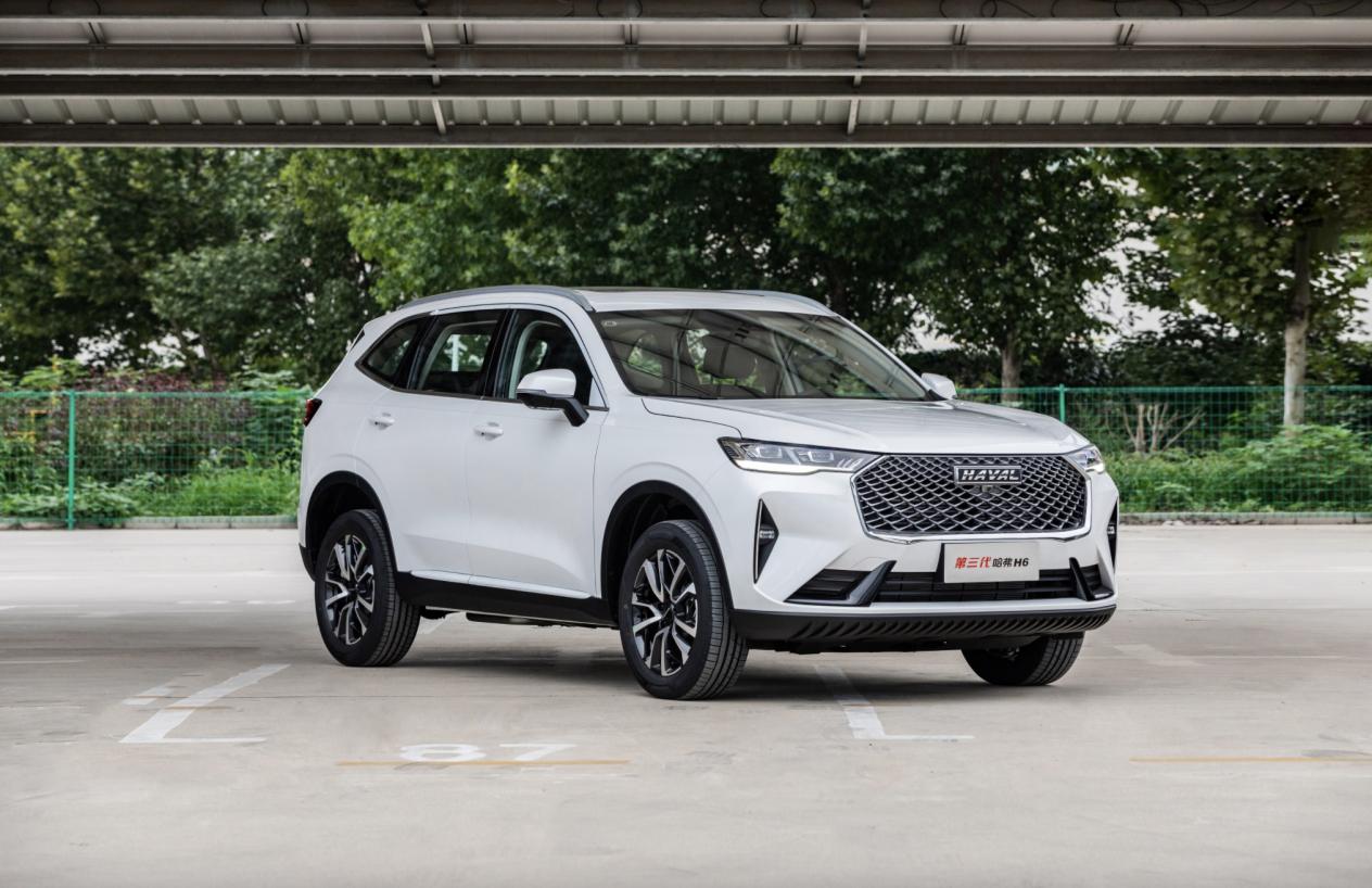 年轻人的第一台SUV怎么选？第二代CS55PLUS还是第三代哈弗H6？