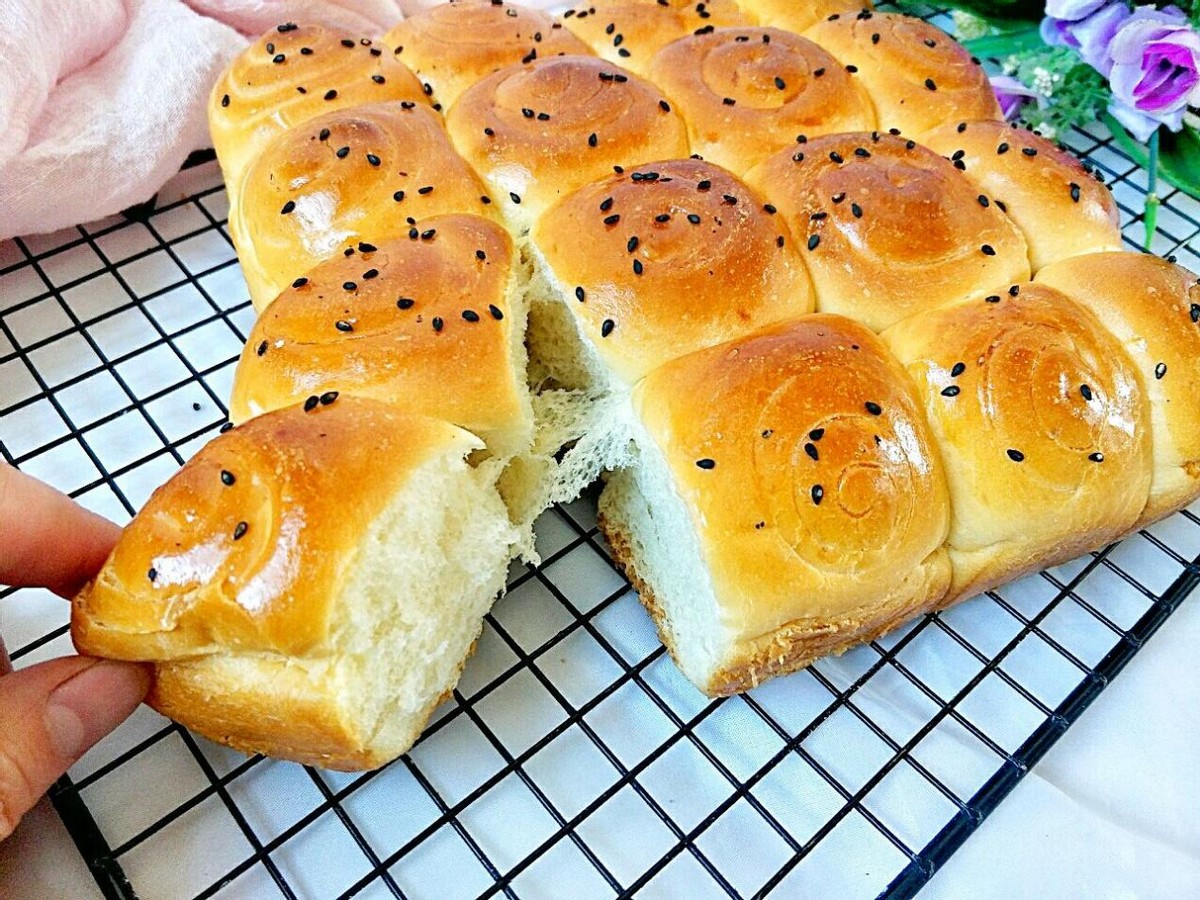 一碗面粉一杯酸奶自制酸奶小面包松软可口超级好吃