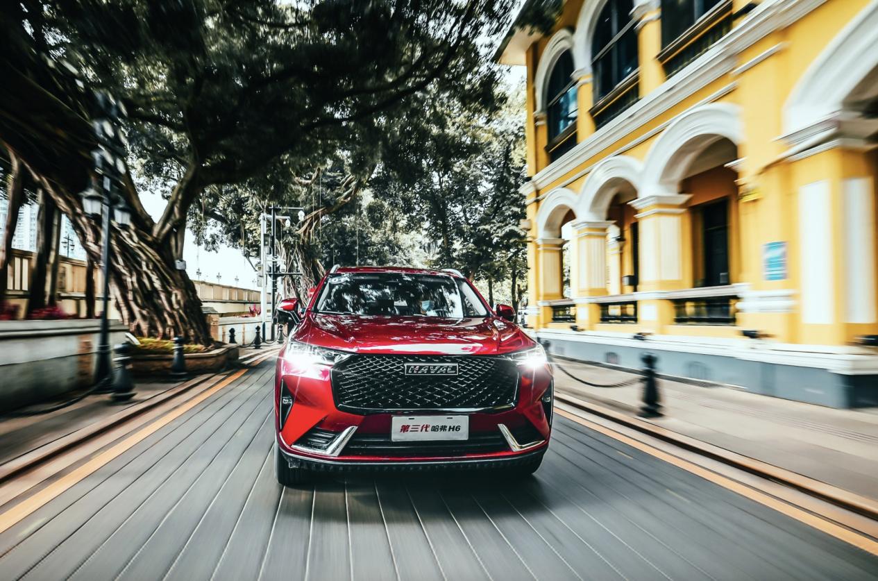 年轻人的第一台SUV怎么选？第二代CS55PLUS还是第三代哈弗H6？