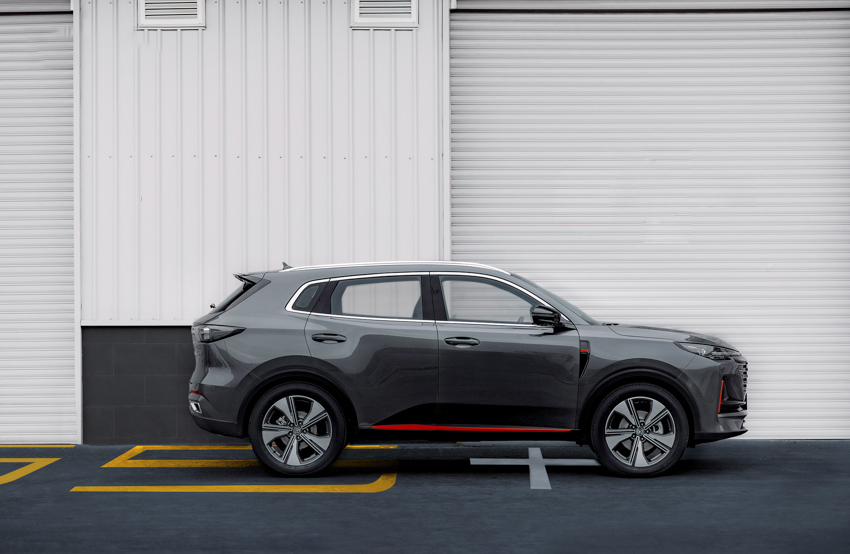 年轻人的第一台SUV怎么选？第二代CS55PLUS还是第三代哈弗H6？