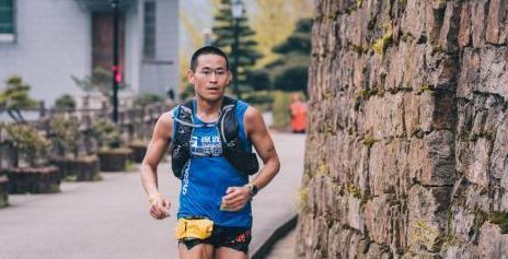 运动员梁晶逝世6月,女儿盯着父亲照片好心疼,老婆仍走不出悲伤休闲区蓝鸢梦想 - Www.slyday.coM