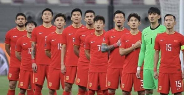 国足23点决战阿曼,亚足联给李铁送惊喜,阿兰洛国富有变休闲区蓝鸢梦想 - Www.slyday.coM