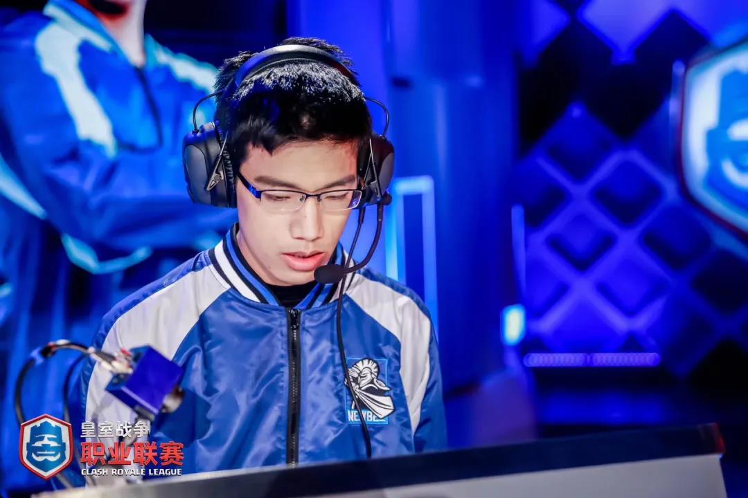 这位复旦学霸曾是EDG一员，揭秘职业生涯背后的残酷，直言学业与电竞不是非此即彼休闲区蓝鸢梦想 - Www.slyday.coM