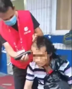 女子刷短视频，竟意外发现失散多年的哥哥！然后...休闲区蓝鸢梦想 - Www.slyday.coM