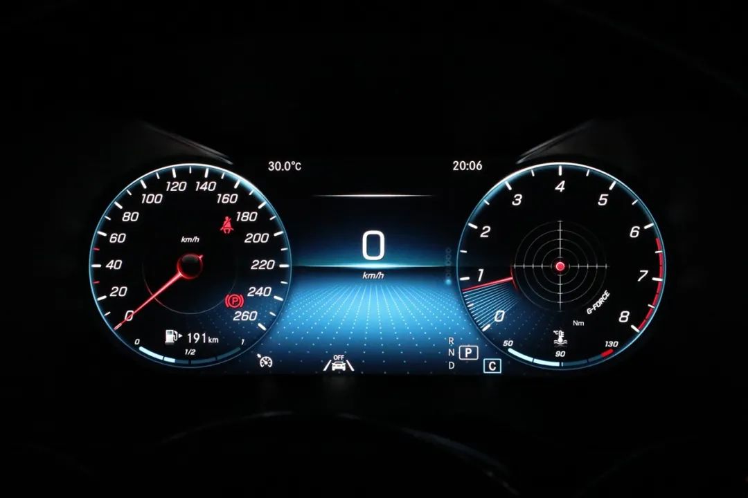 我在奔驰GLC Coupe身上找到了这款车的完整性休闲区蓝鸢梦想 - Www.slyday.coM