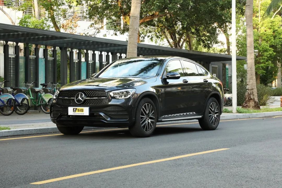 我在奔驰GLC Coupe身上找到了这款车的完整性休闲区蓝鸢梦想 - Www.slyday.coM