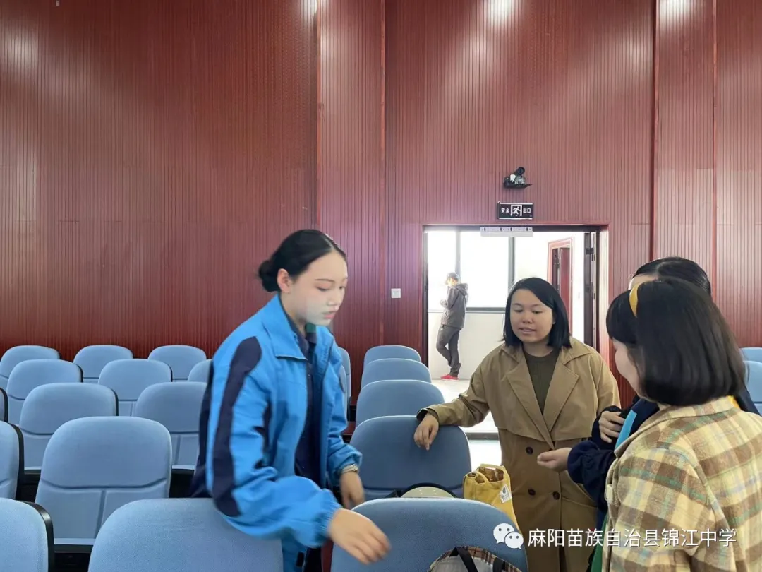 麻阳锦江中学在全县中小学生中华经典诗文诵读大赛中喜获佳绩__财经