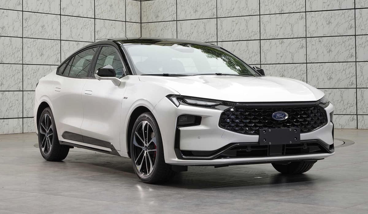 全新福特蒙迪欧谍照曝光将成为中国特供车型