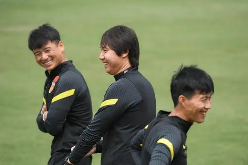 李铁终于下定决心!中国男足收获意外之喜,洛国富阿兰终于等到这天休闲区蓝鸢梦想 - Www.slyday.coM