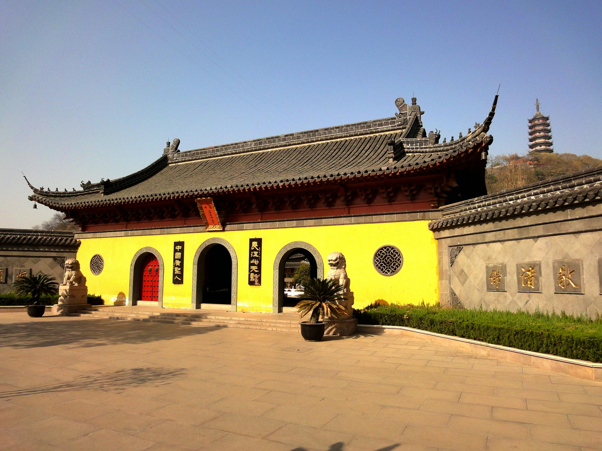 镇江三山之一的焦山冬日里的美景