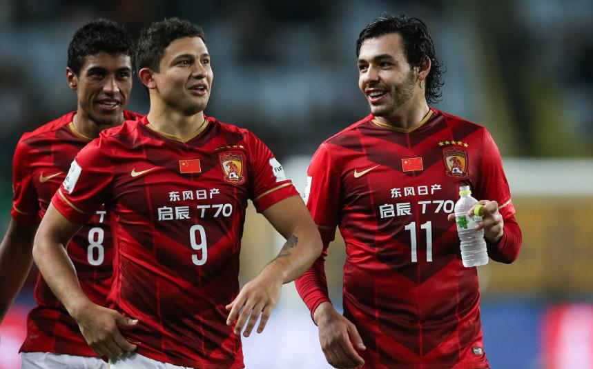 全新危机！高拉特欲逃离中超，国足归化球员或发生蝴蝶效应休闲区蓝鸢梦想 - Www.slyday.coM