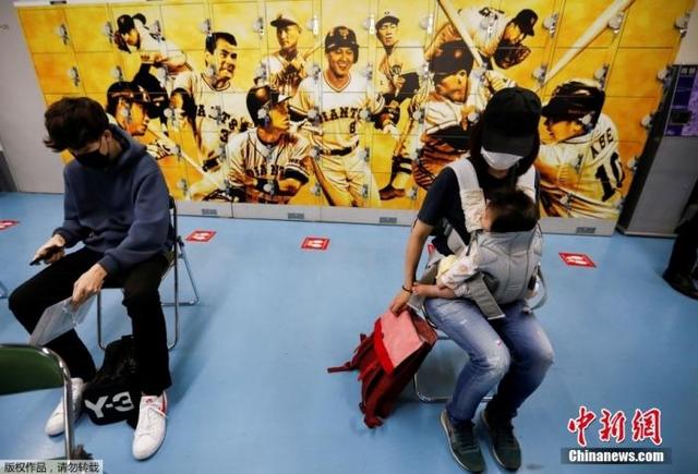 日本12月启动第三针新冠疫苗接种18岁以上人群可打 日本 新浪财经 新浪网
