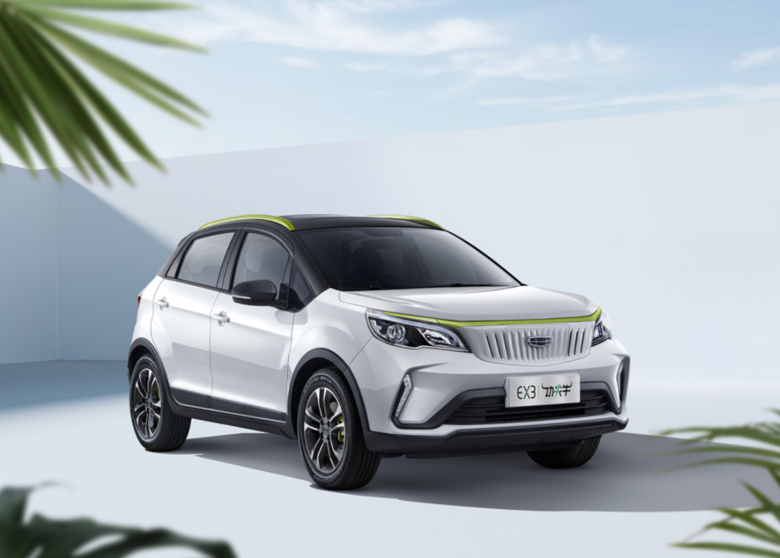 吉利几何小型纯电动车ex3功夫牛本月14日上市续航322公里