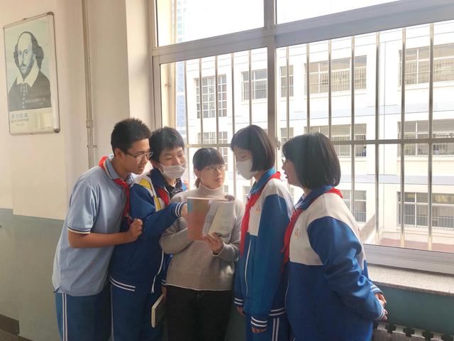 耕耘教育沃土收获点滴幸福记育贤中学教师李岩