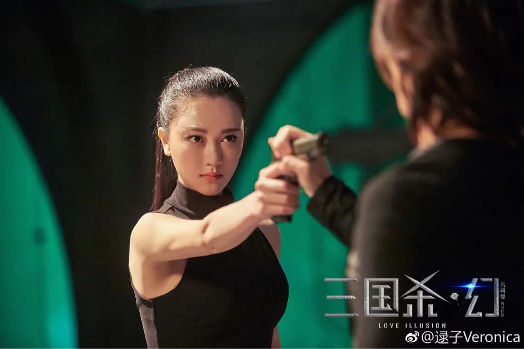 她在都市情感剧《好久不见》中饰演出身贫寒的大学生梦蝶