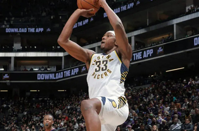 又打架了！戈贝尔和特纳冲突，造成4人被驱逐，看联盟如何处罚休闲区蓝鸢梦想 - Www.slyday.coM