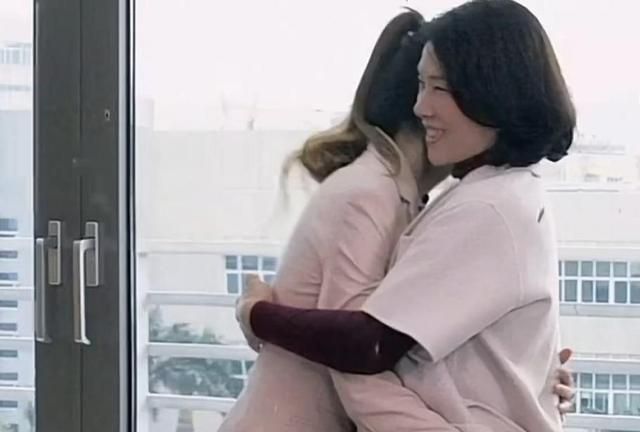 22岁孟羽童成为董明珠秘书,将培养成第二个董明珠,她凭什么?休闲区蓝鸢梦想 - Www.slyday.coM 22岁孟羽童成为董明珠秘书,将培养成第二个董明珠,她凭什么?休闲区蓝鸢梦想 - Www.slyday.coM