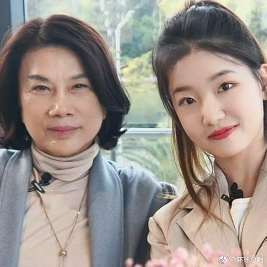 董明珠22岁秘书走红 当事人回应休闲区蓝鸢梦想 - Www.slyday.coM