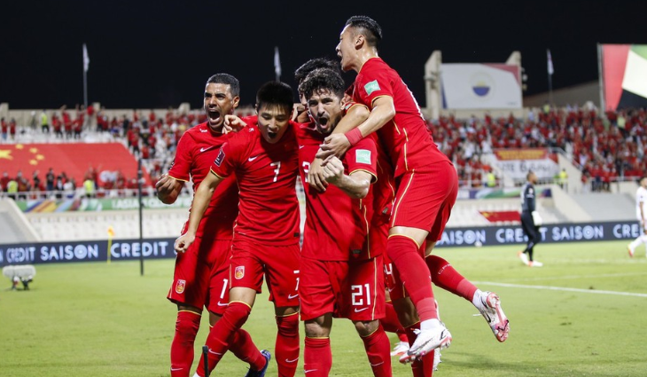 霸占热搜榜!李铁解释换洛国富原因,遭质疑:被换5分钟前仍狂奔休闲区蓝鸢梦想 - Www.slyday.coM 霸占热搜榜!李铁解释换洛国富原因,遭质疑:被换5分钟前仍狂奔休闲区蓝鸢梦想 - Www.slyday.coM