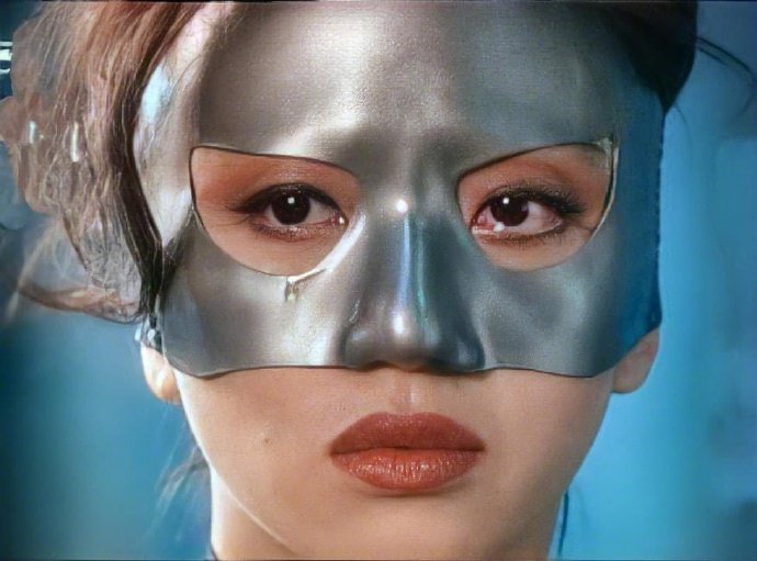 电影《梅艳芳》今日上映 永不凋谢的女人花